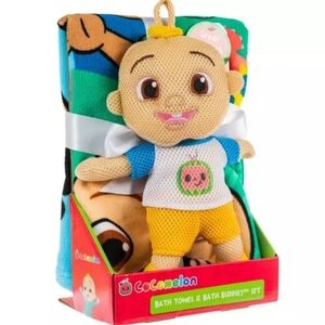 CoComelon Bath Buddy Set